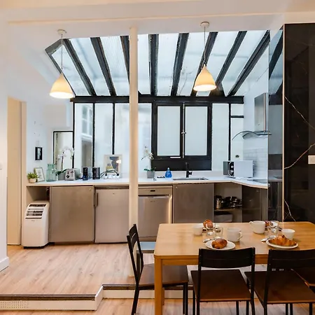 Saint Germain Sartre דירה *